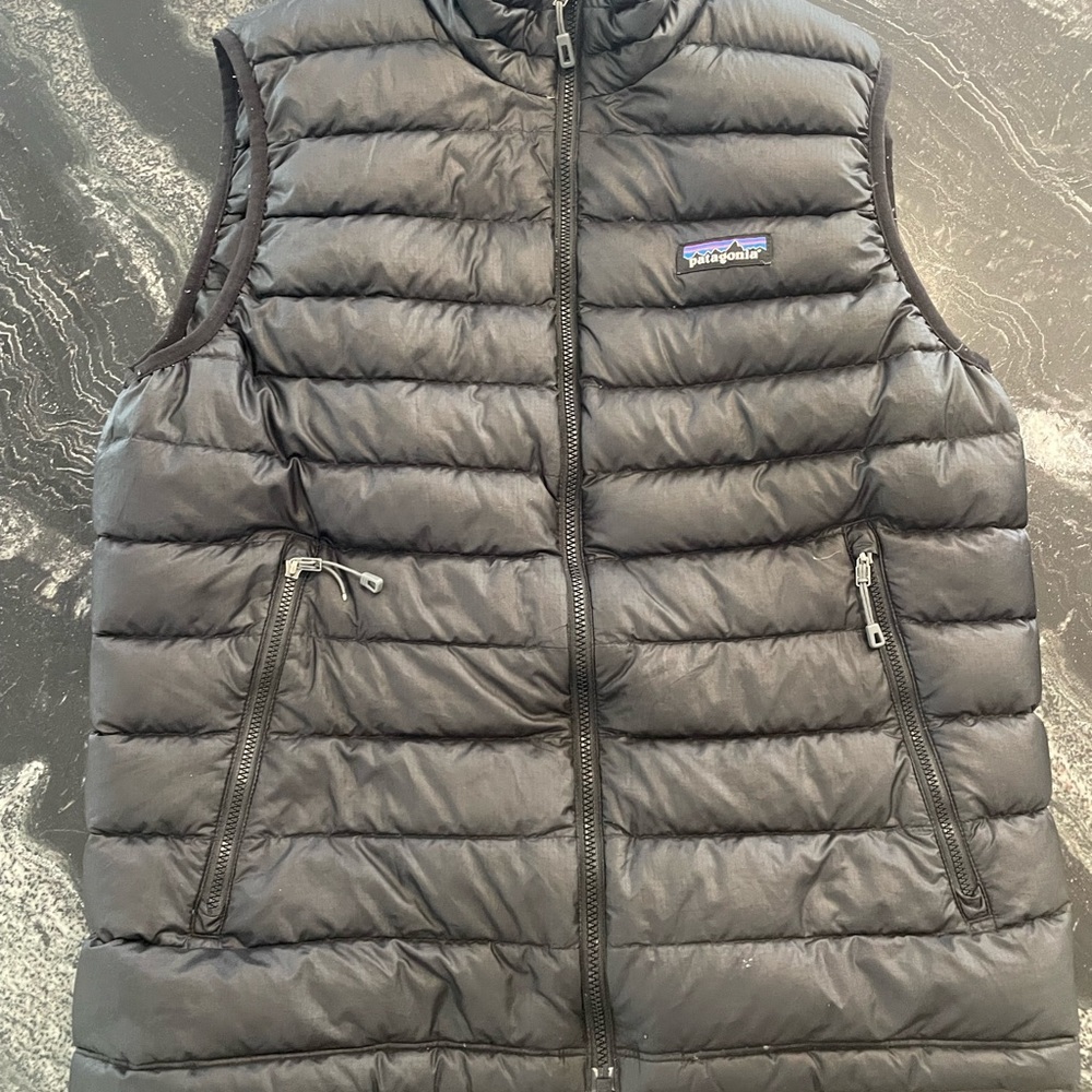 Men’s Patagonia Black Down Vest